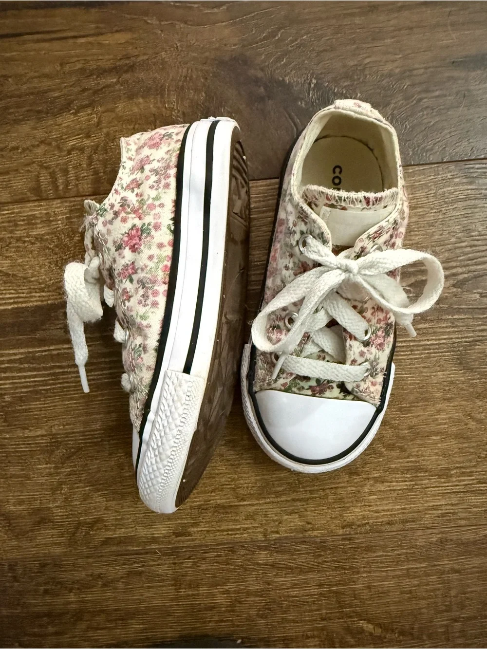 Kids Floral Canvas Sneakers - Pink Floral